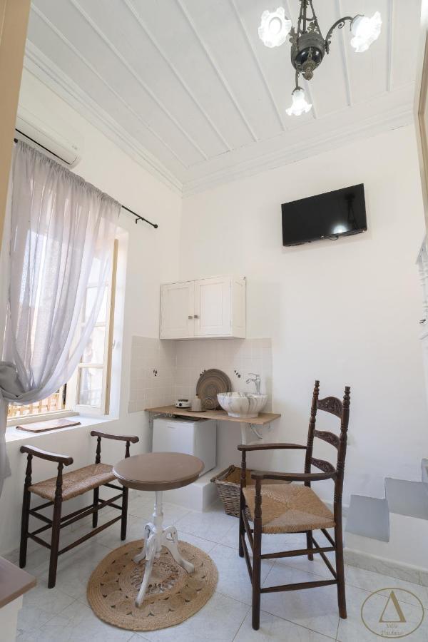 Villa Mansion House Chalki Town Exterior foto